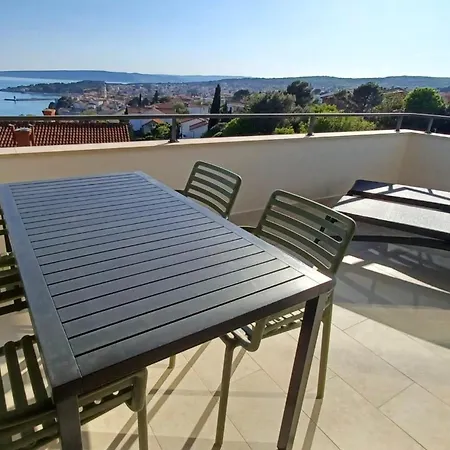 Sea View Ivana * Krk Town