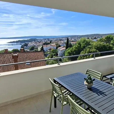 Sea View Ivana *